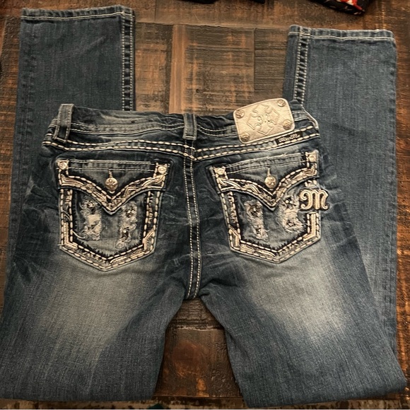 Size 30 Miss Me Signature Straight Stretch Jean - Picture 1 of 13